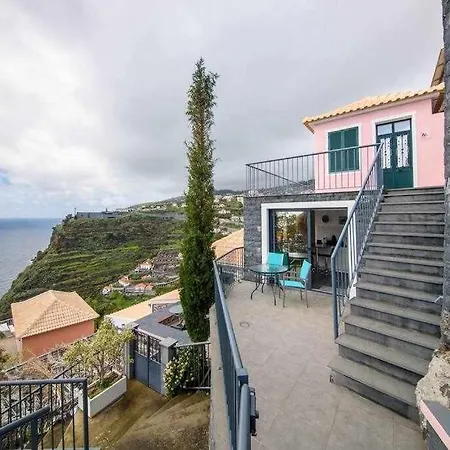 Semesterbostad Lombo Do Doutor 1 By Mth Calheta (Madeira)